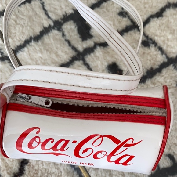 Coca Cola Handbags - Coca-Cola Vintage purse